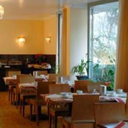 ホテル シティ メルカトル フランクフルト